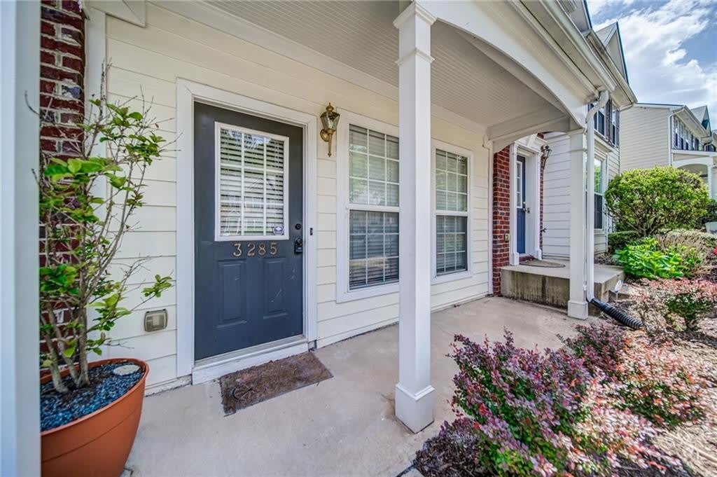 3285 Hidden Cove Circle – photo 2
