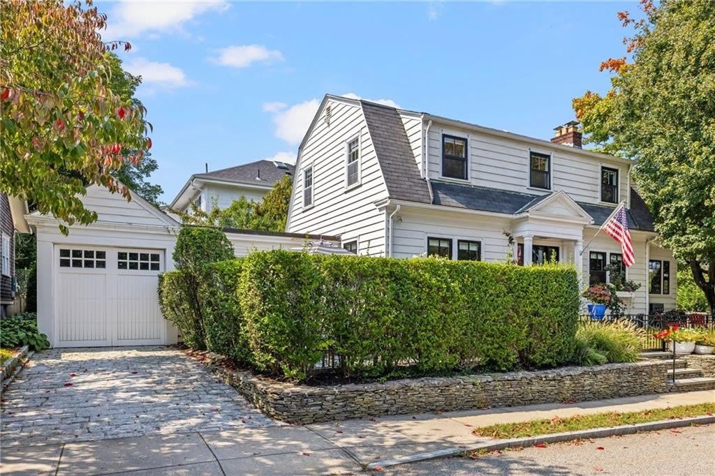 41 Hunter Avenue – photo 3