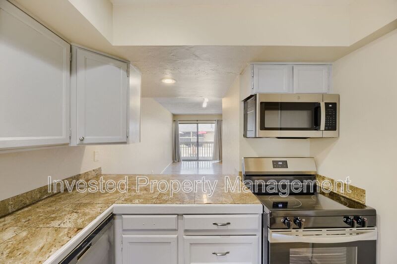 262 S Oman Rd – photo 5