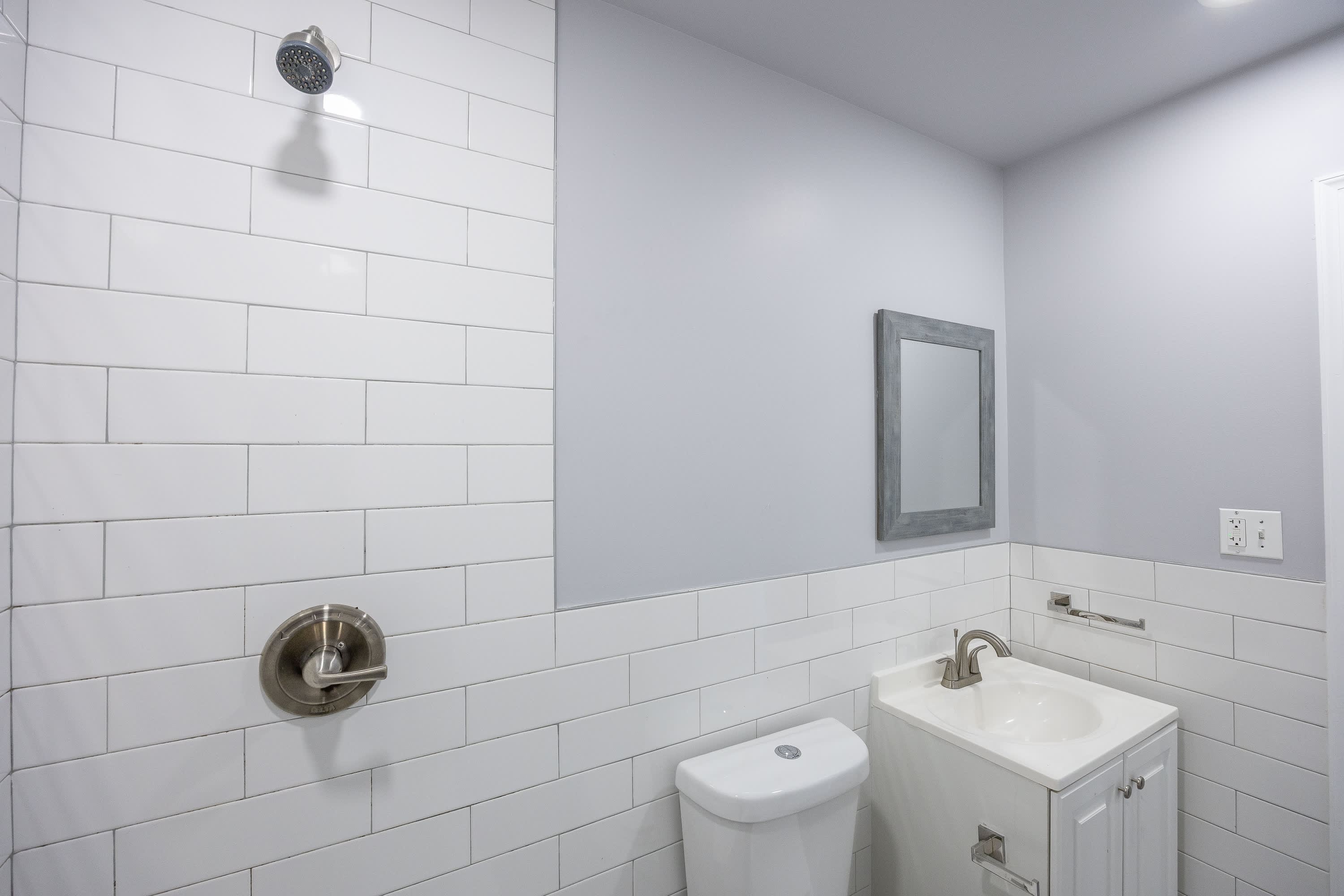 574 Herman Street – photo 4