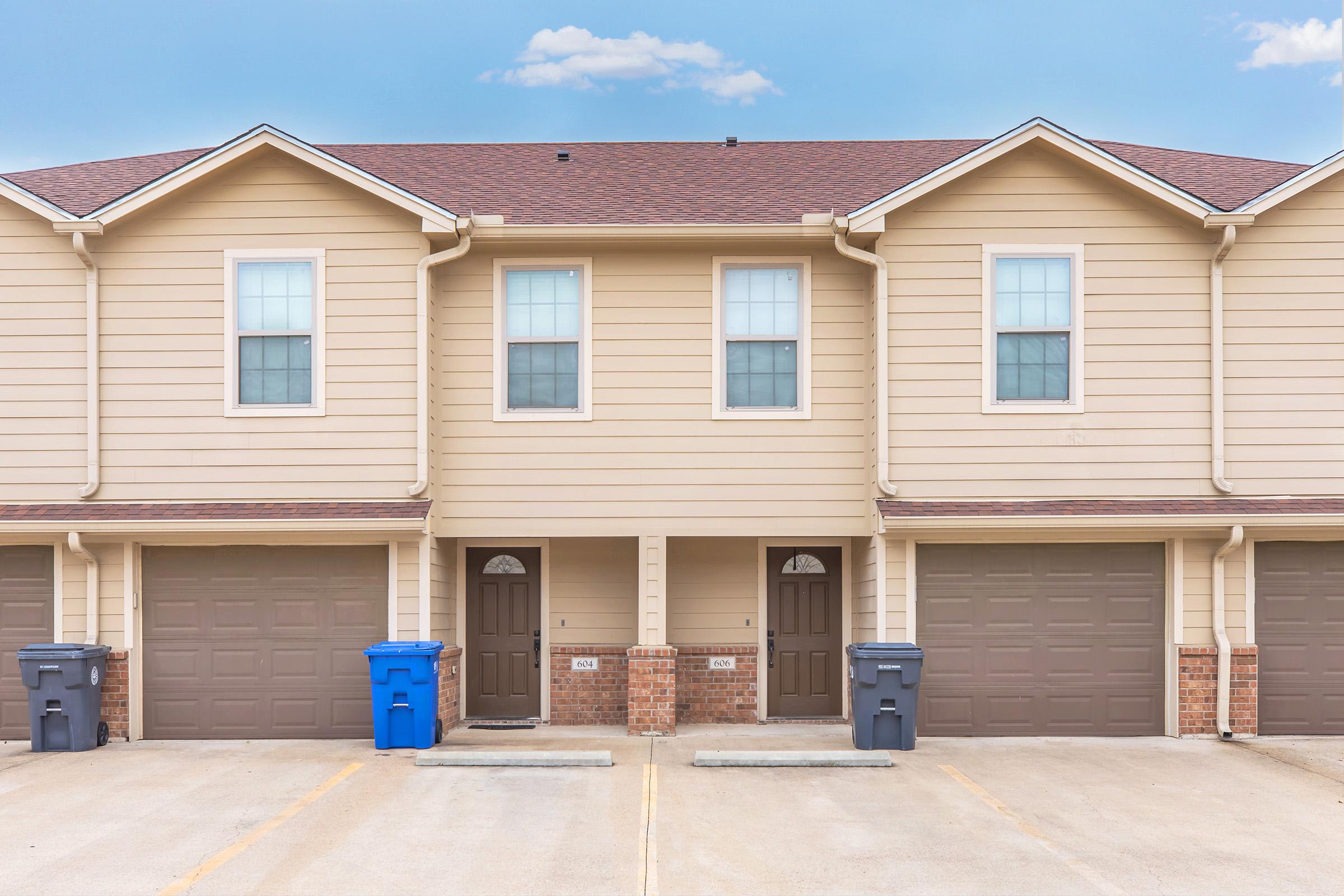 10001 Panther Way – photo 1