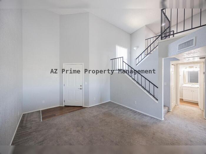 4828 West Orangewood Avenue – photo 5