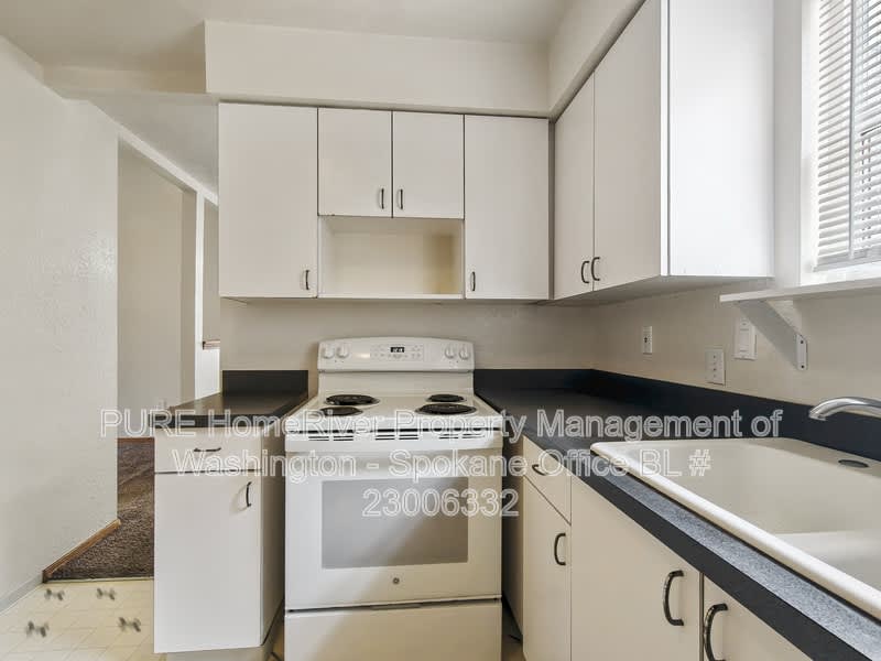 9404 E Main Ave – photo 4