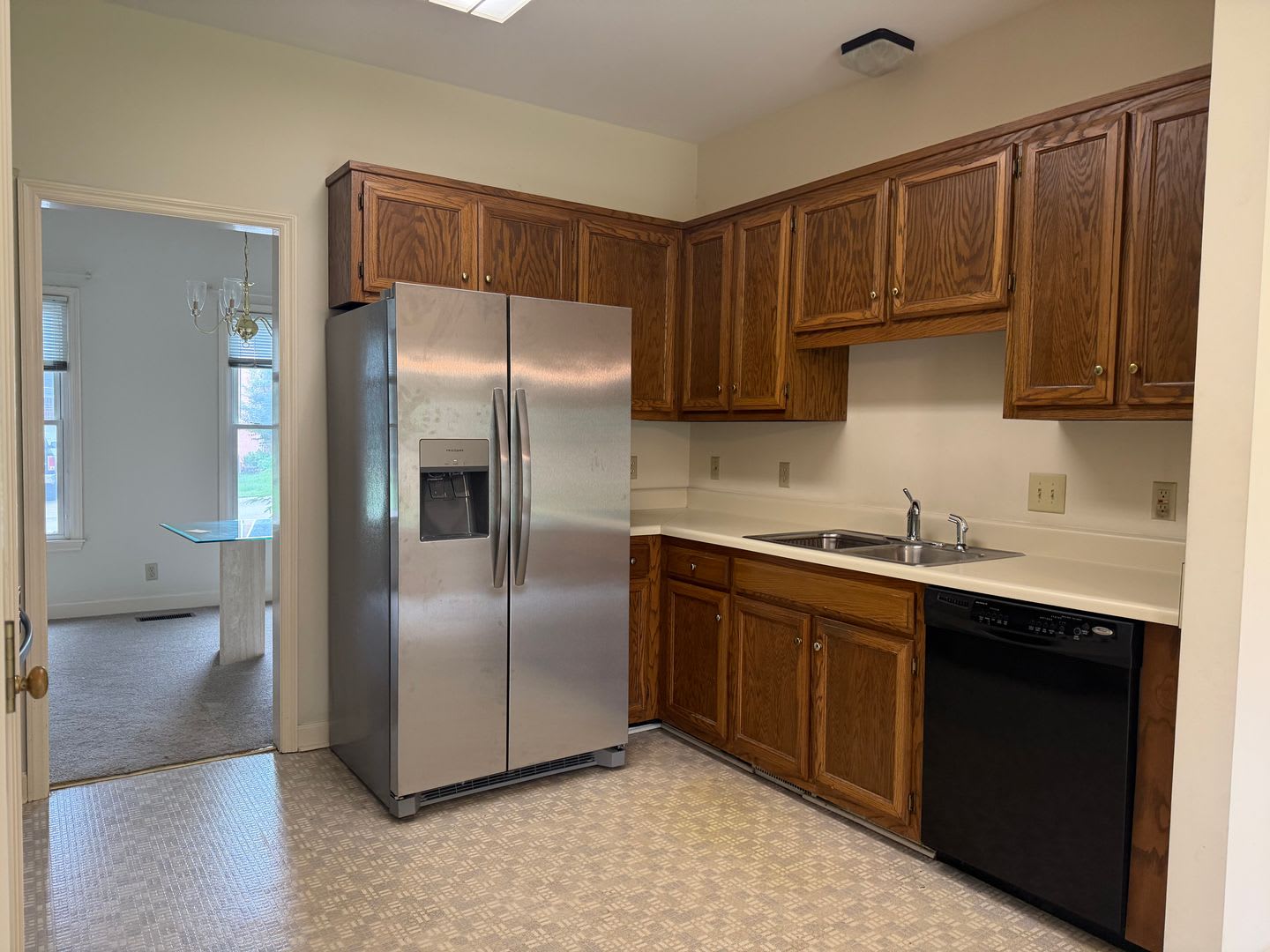 Great 3 Bedroom Home in Bellevue – photo 4