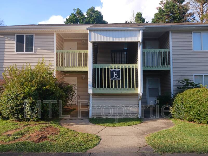 1674 Eagles Place 1 – photo 2