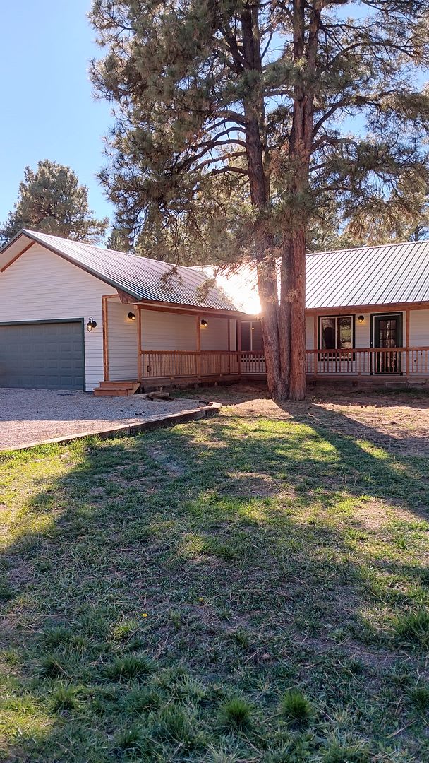 Lovely Lakewood Home – photo 1