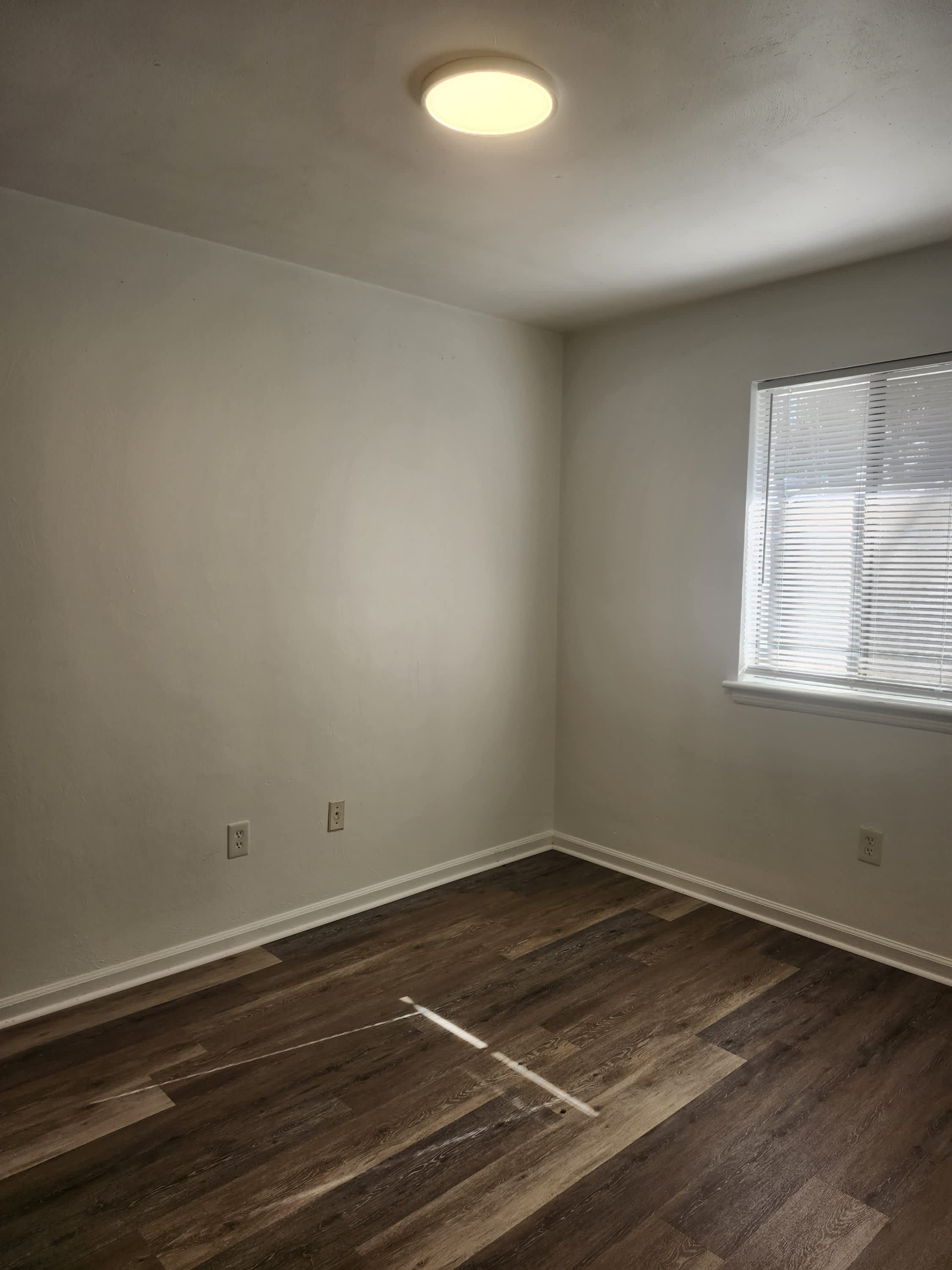 6154 Darby Rd – photo 5