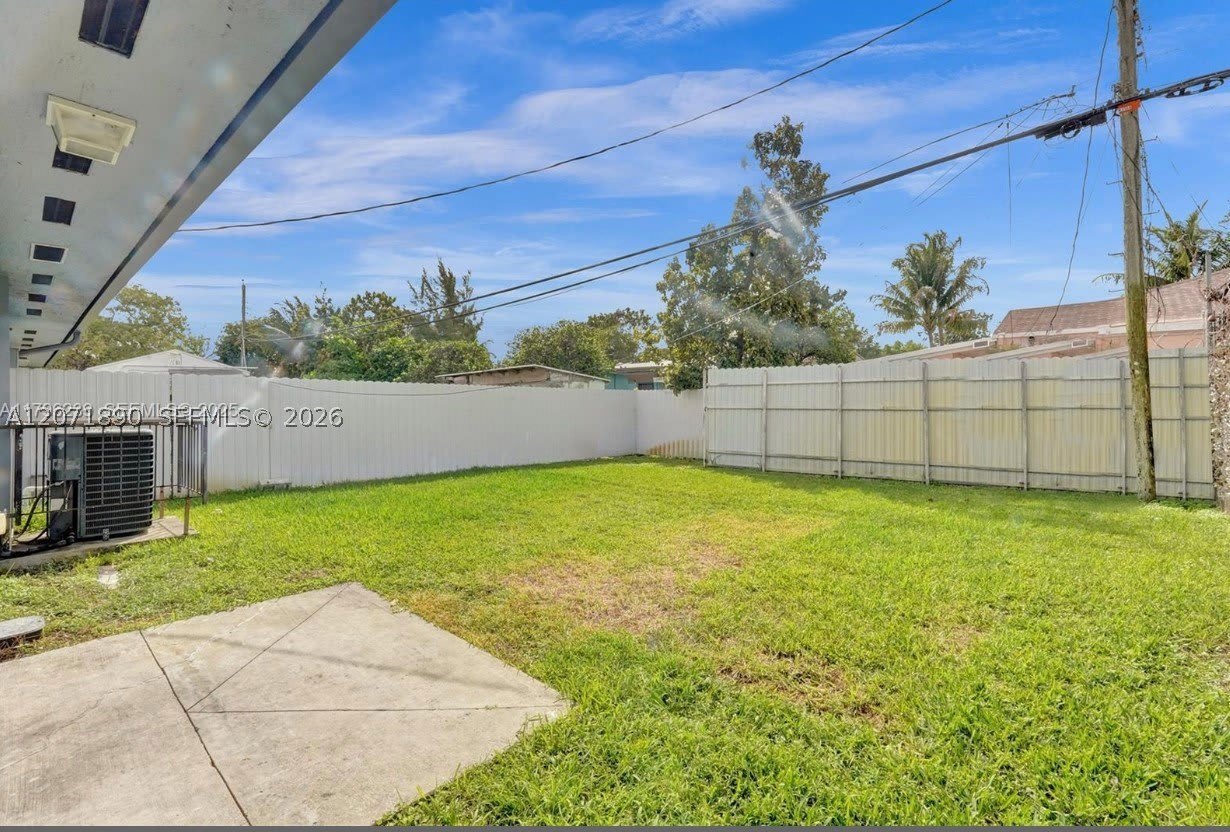 1154 NW 103 Street – photo 4