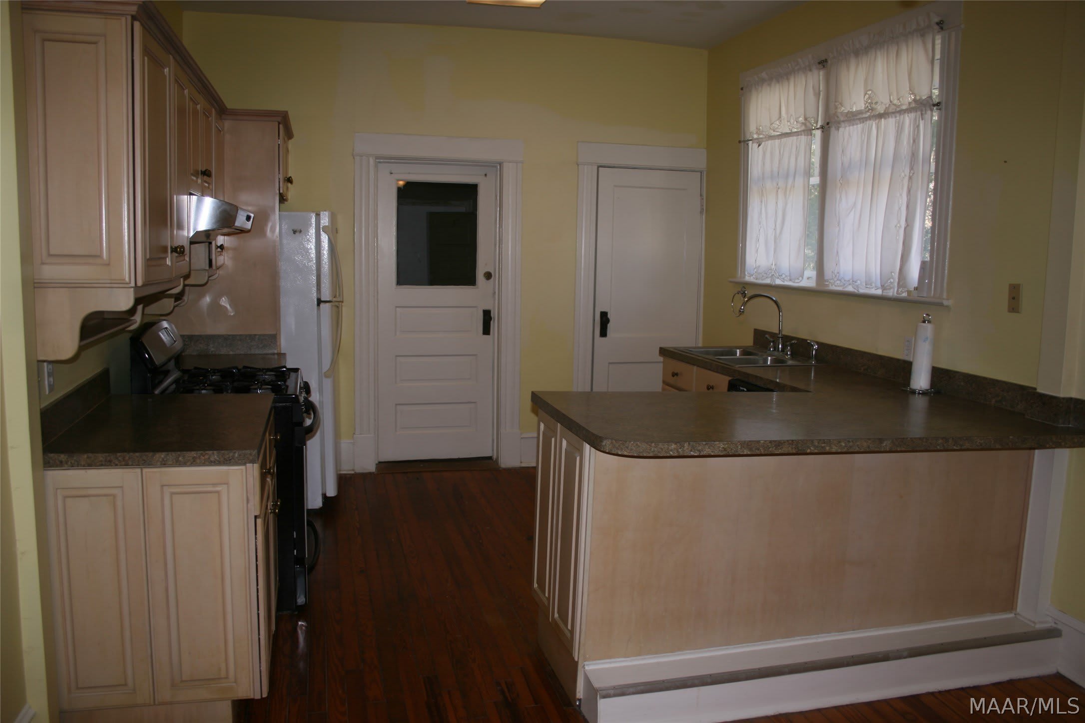 917 Park Avenue – photo 5