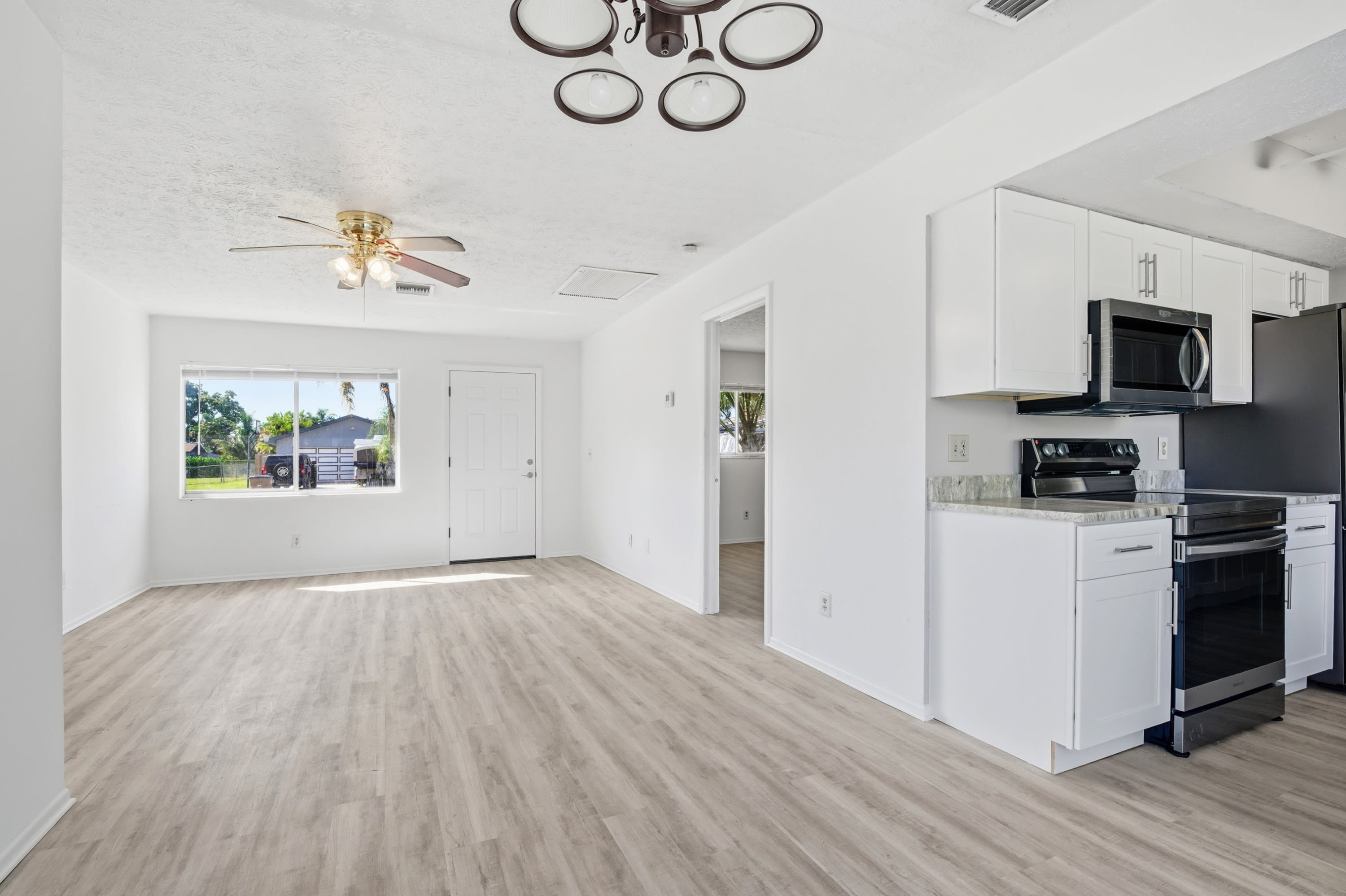 1130 Alabar Lane – photo 5