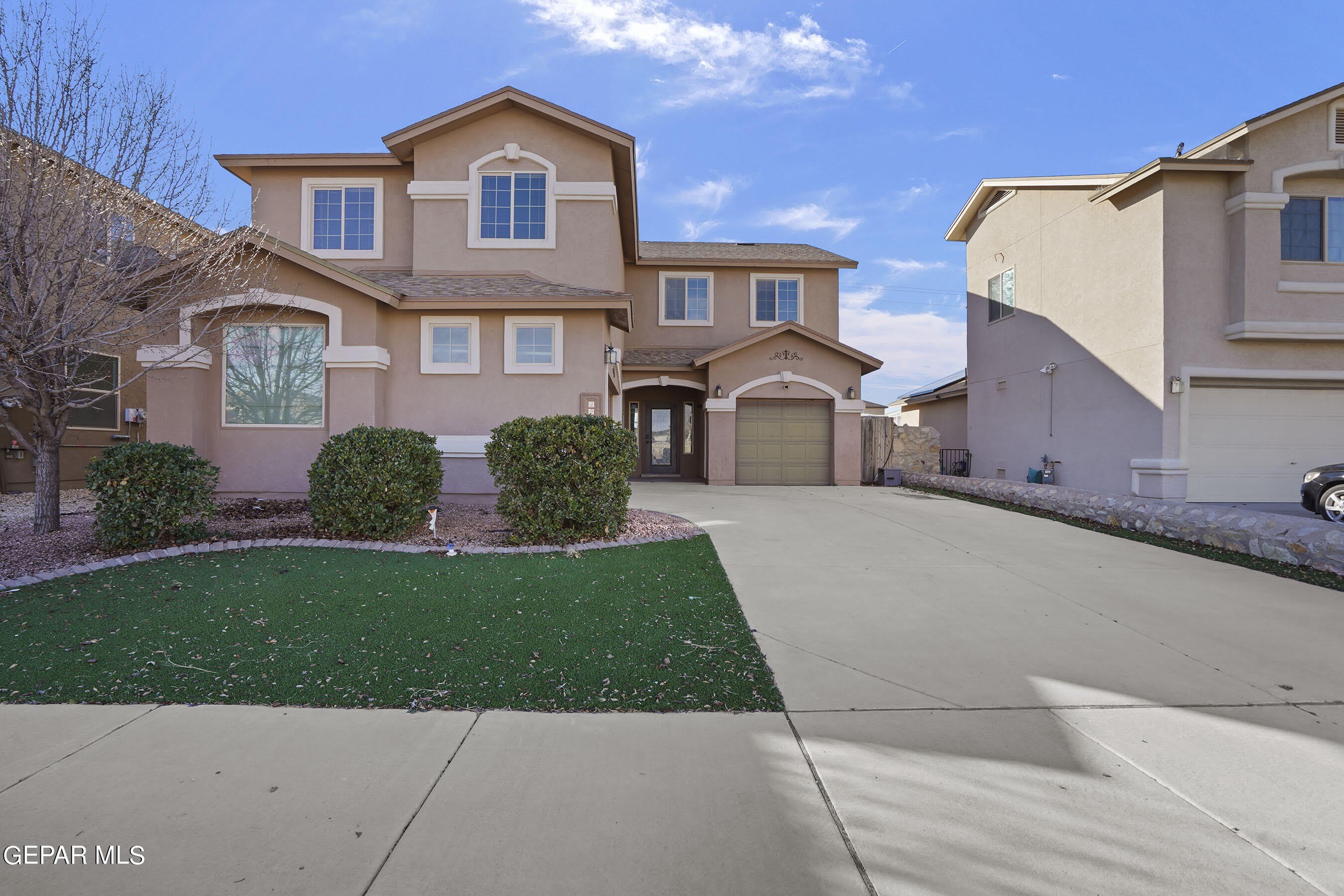 2237 Leafy Point Place – photo 1