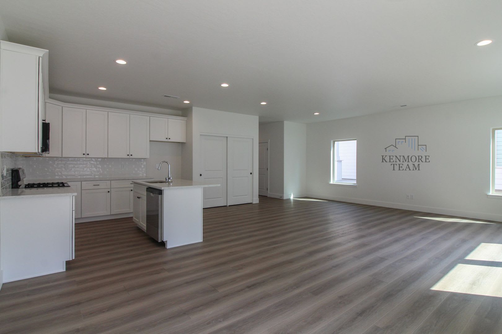 4 Bedroom, 2.5 Bath Duplex in Kennewick – photo 4