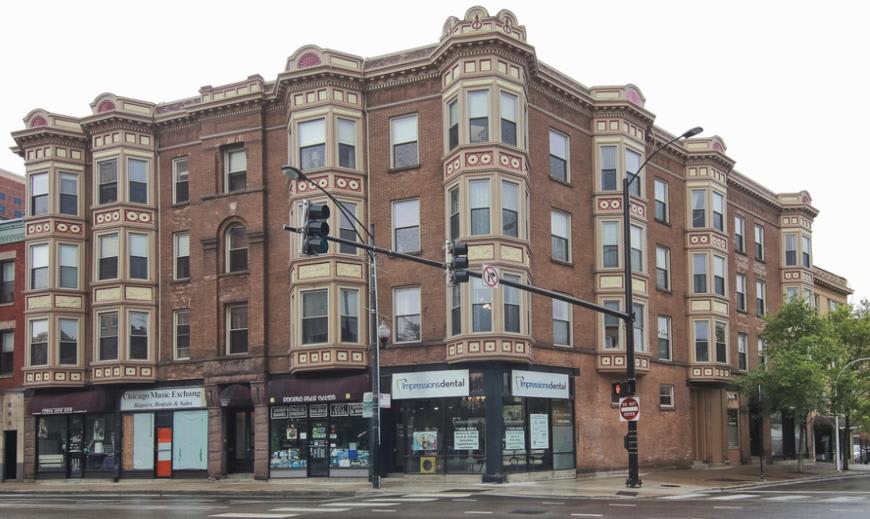 907 West School St. – photo 1