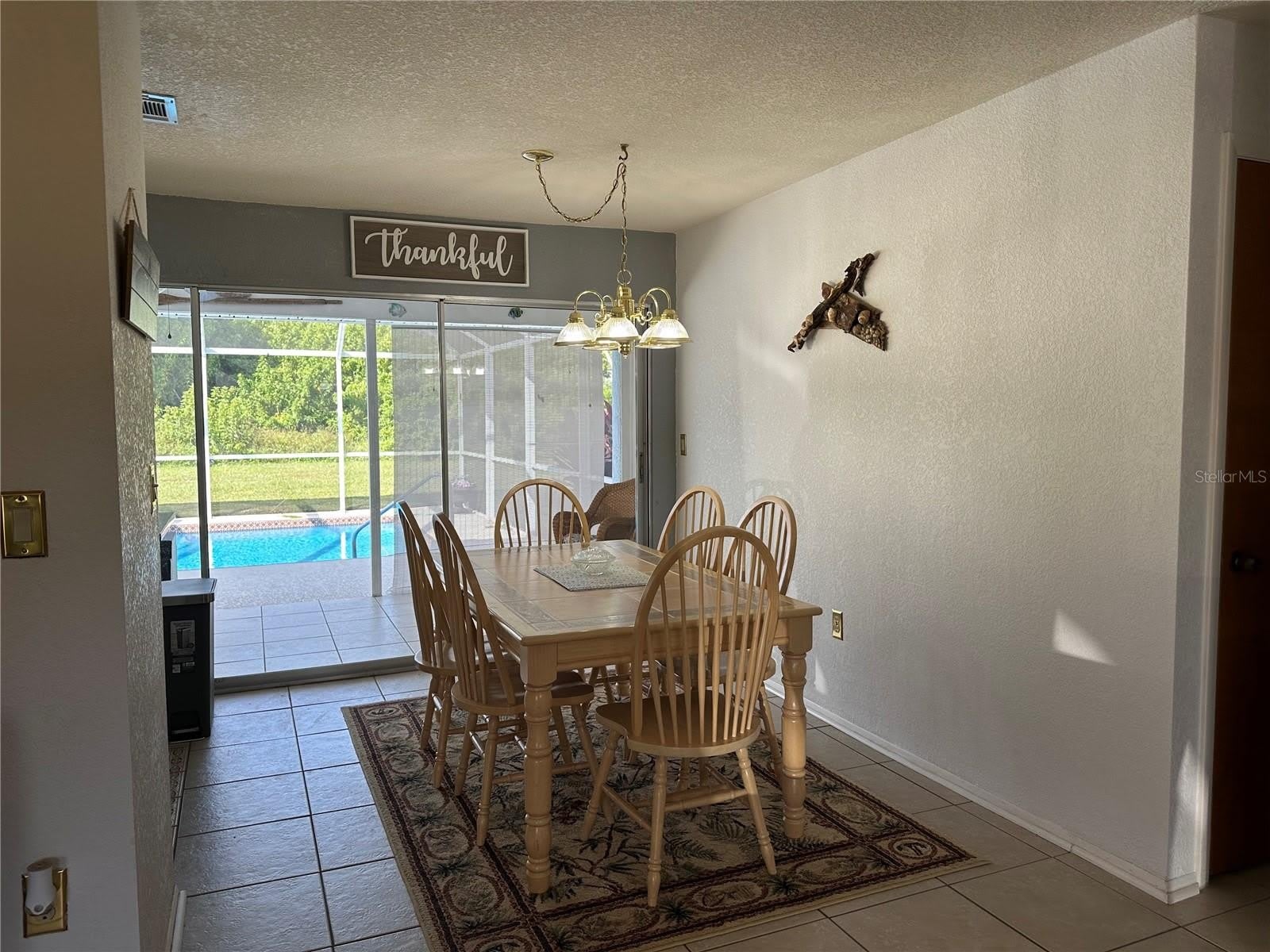 18625 Alphonse Circle – photo 4