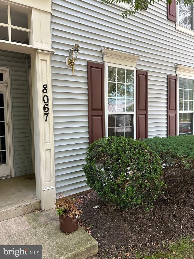 8067 Gatehouse Rd 8 – photo 2