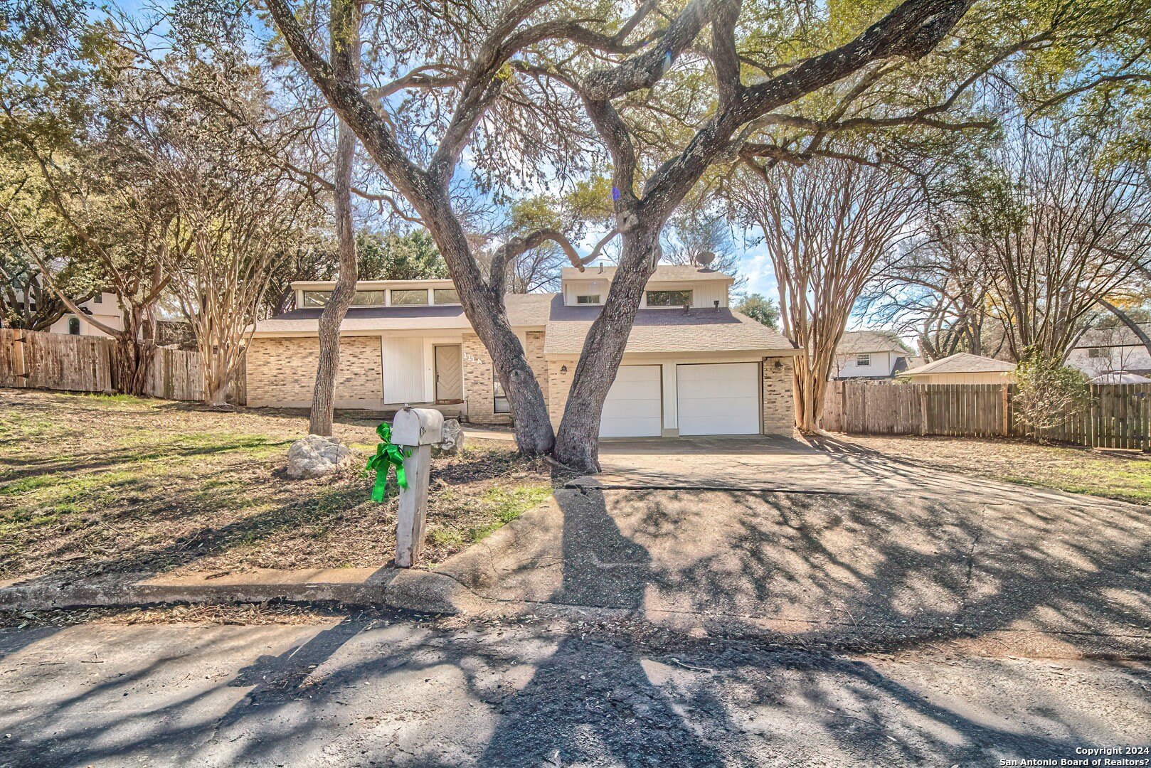 1114 White Pine St – photo 5