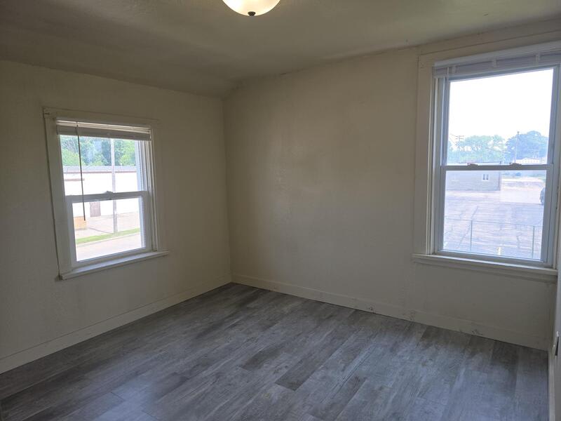 423 Draper Street – photo 4