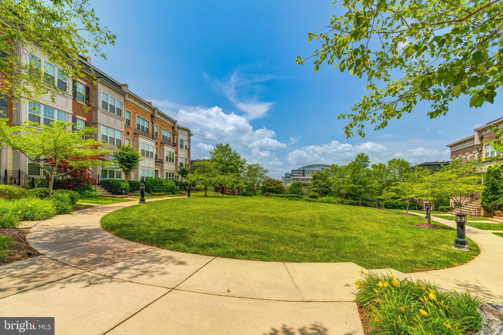 510 OVERLOOK PARK Drive – photo 4