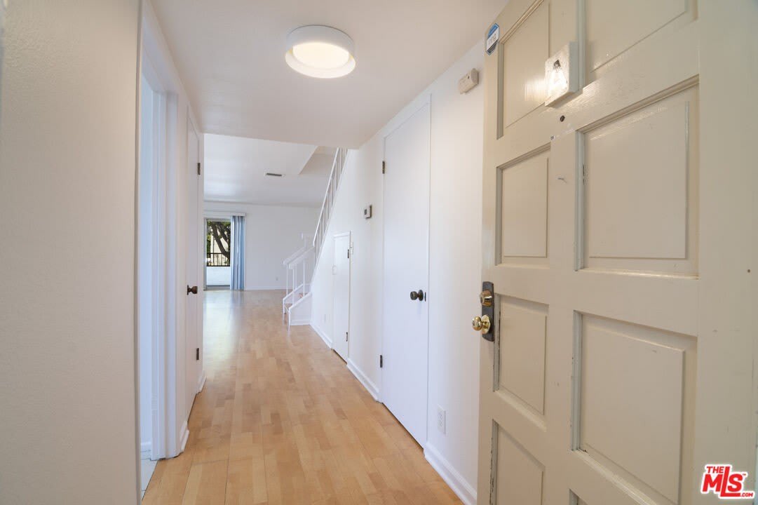 901 5th St – photo 3