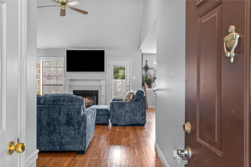 600 Coachlight Court – photo 5