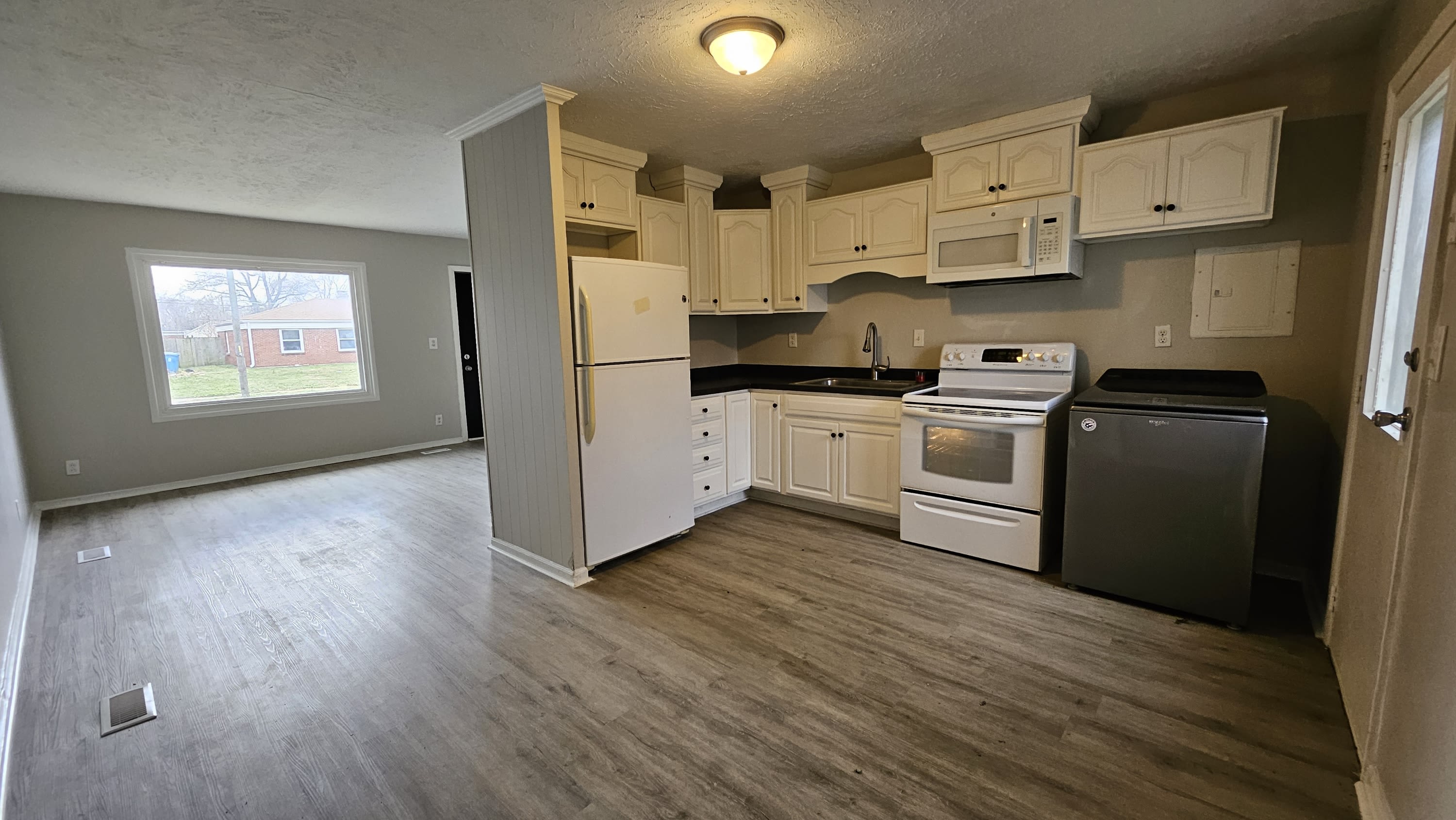 7812 Souter Drive – photo 4