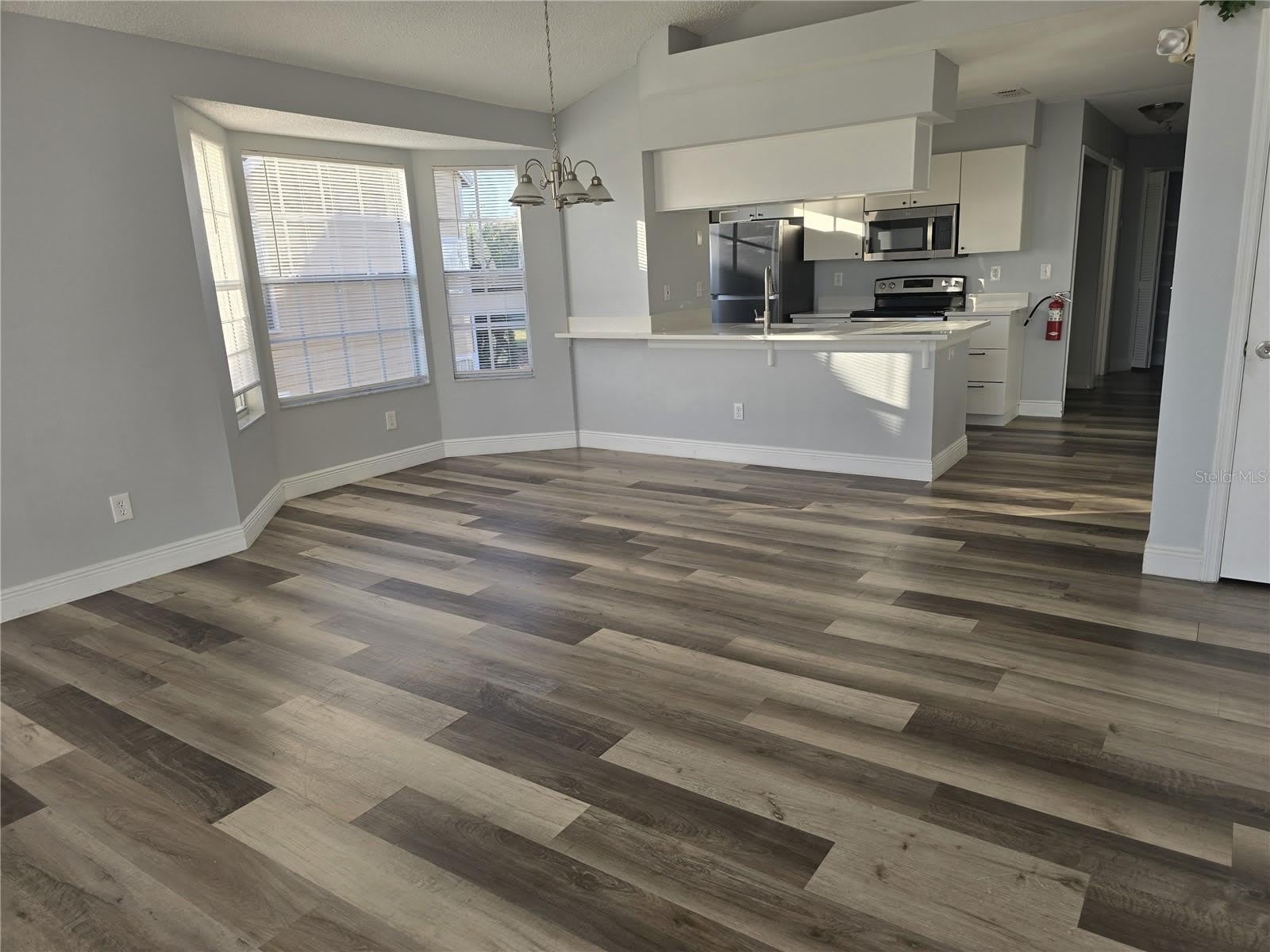 2494 SWEETWATER CLUB Circle – photo 5