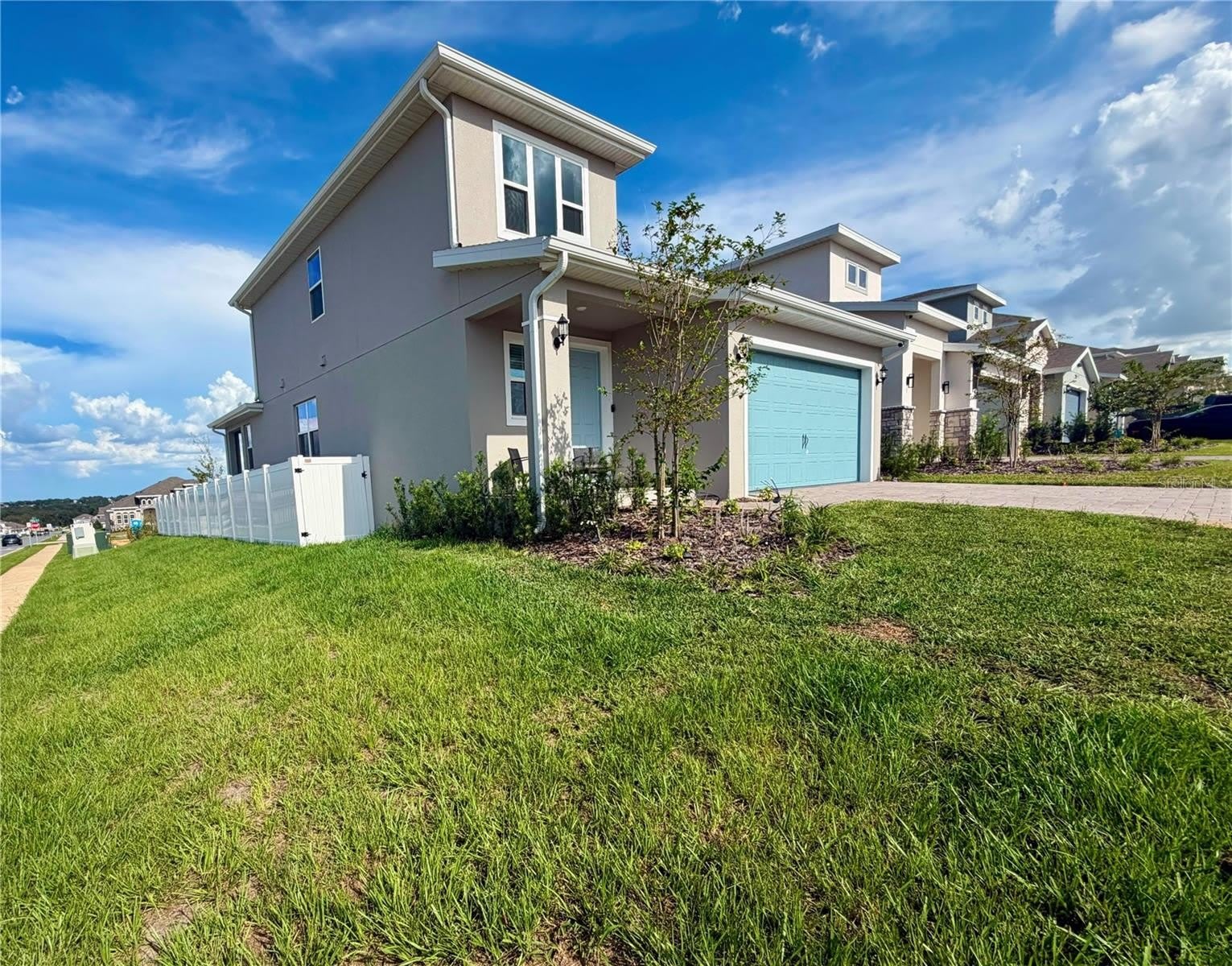 2144 KEYSTONE PASS Boulevard – photo 1