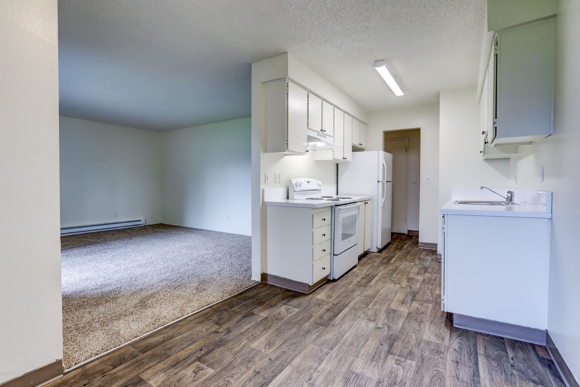 Awesome Location Near Salish Ponds City Park – photo 4
