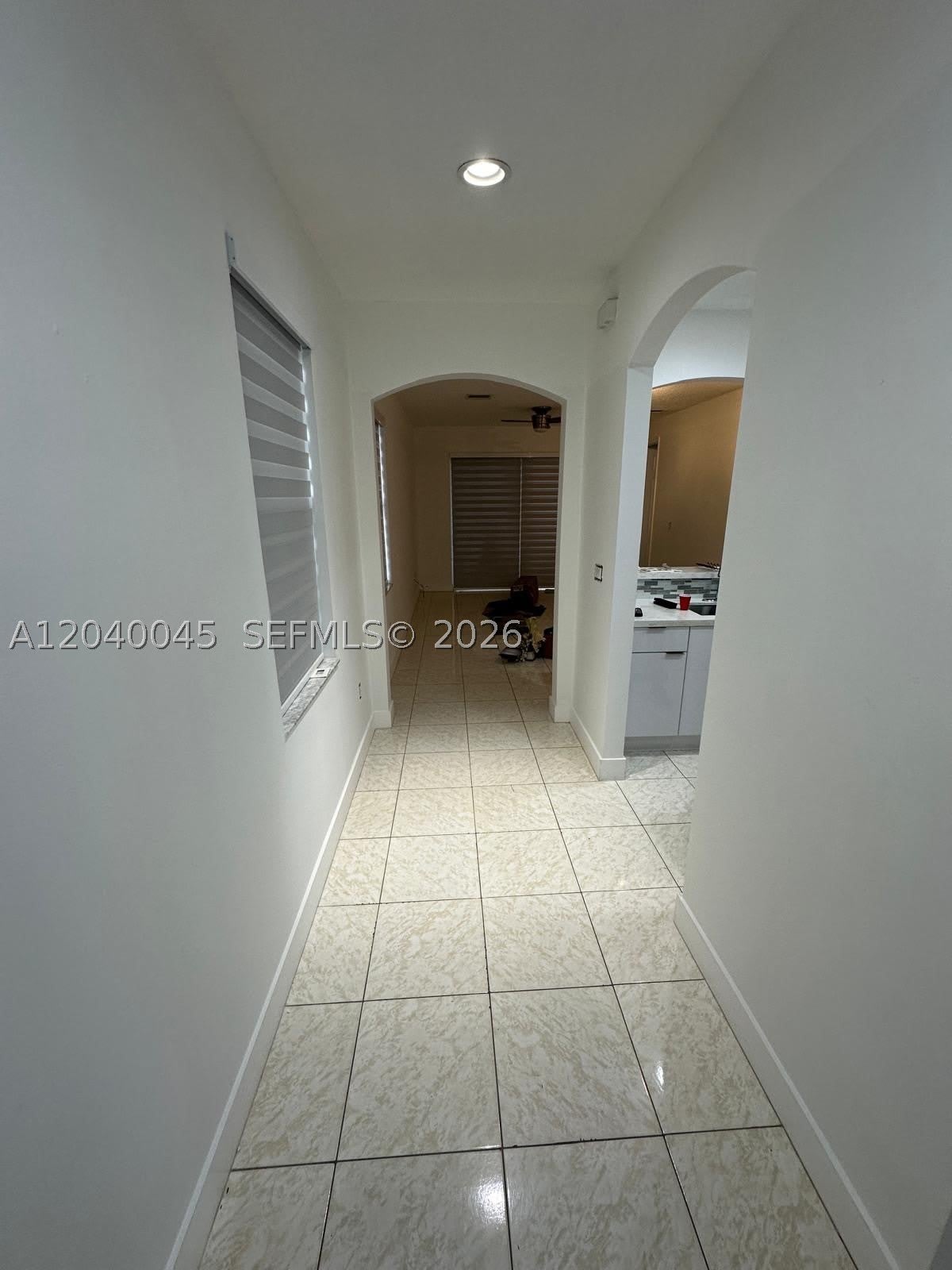 4273 NE 10th Ct – photo 4