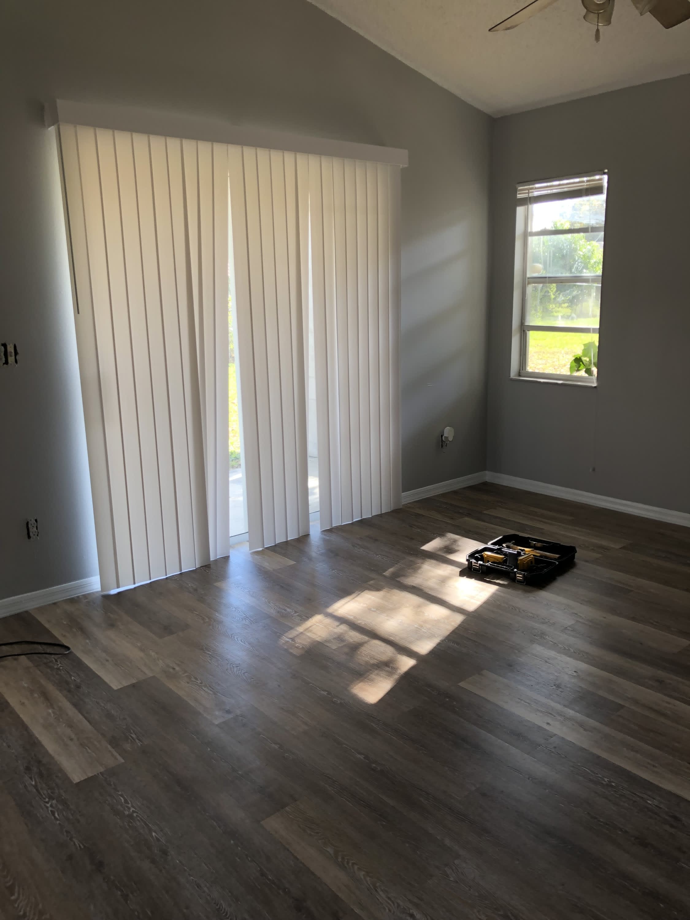 208 Tiffany Court – photo 2