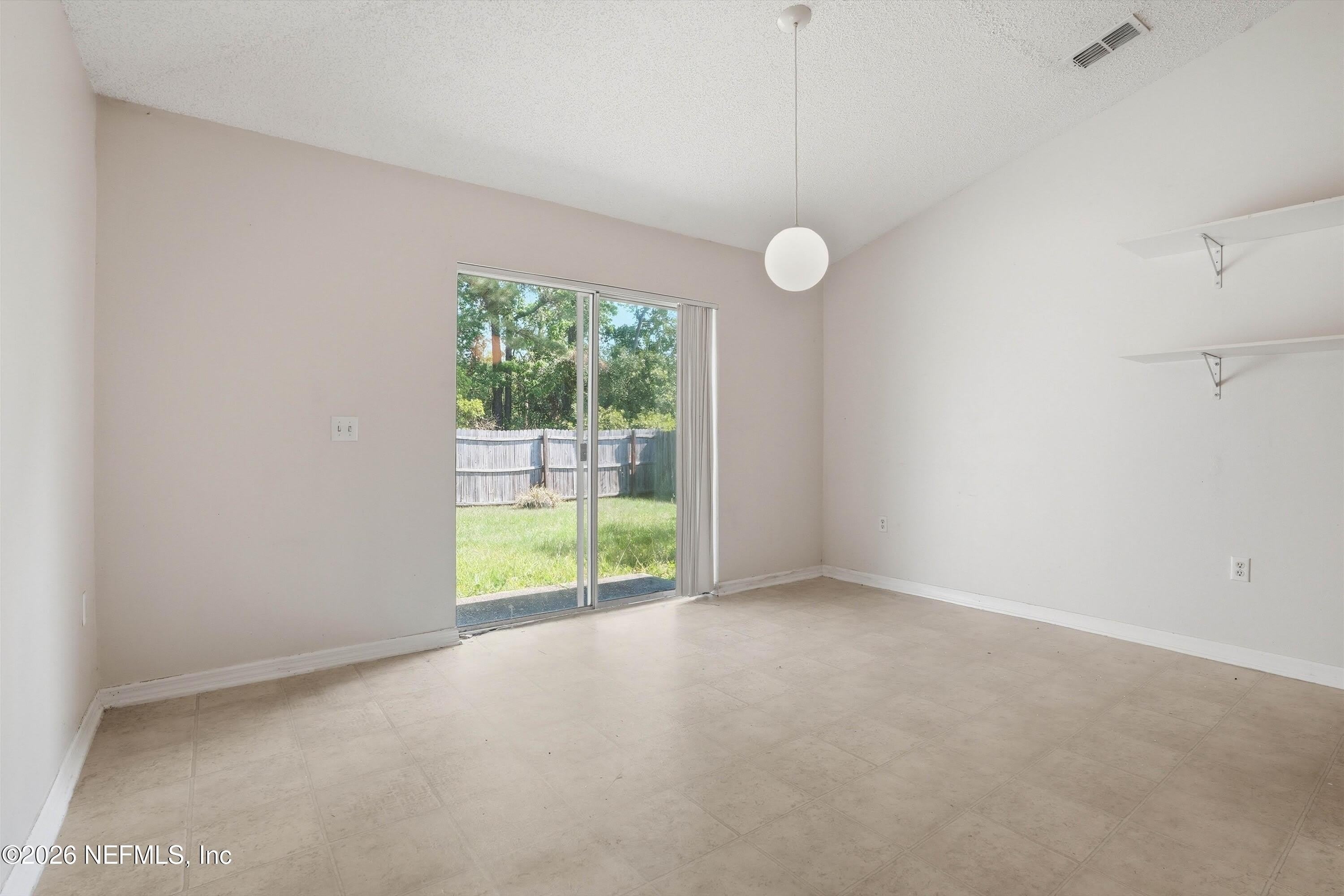 3512 ALEC Drive – photo 4