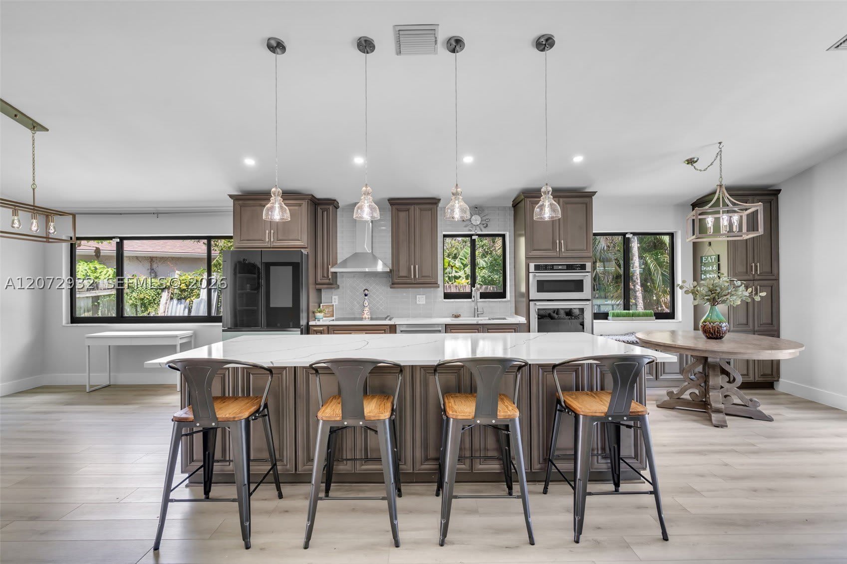 1038 SW 120th Way – photo 3