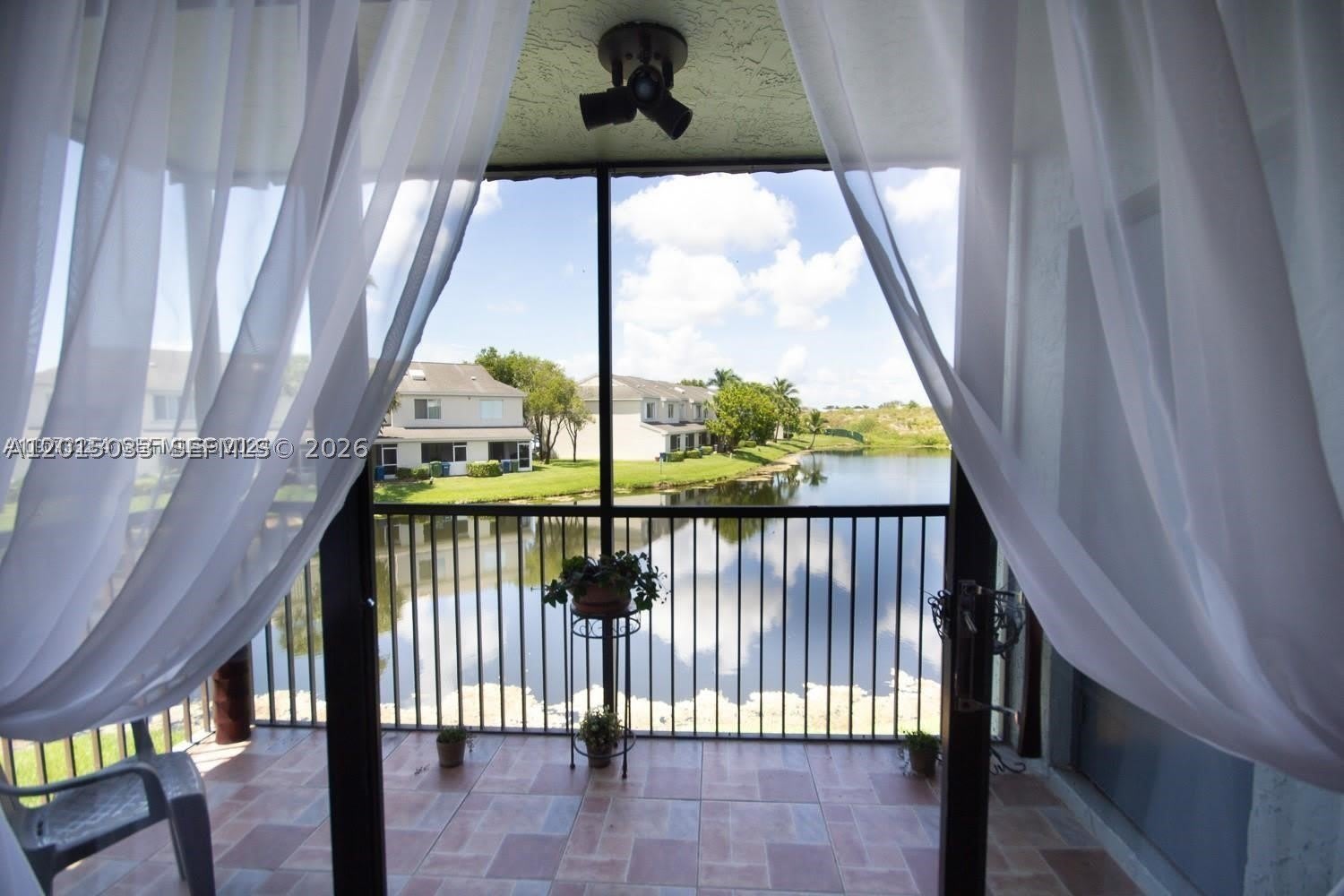 16561 Blatt Blvd – photo 4