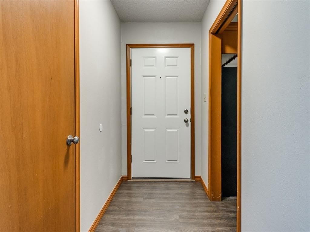 1639 Westbrooke Terrace – photo 2