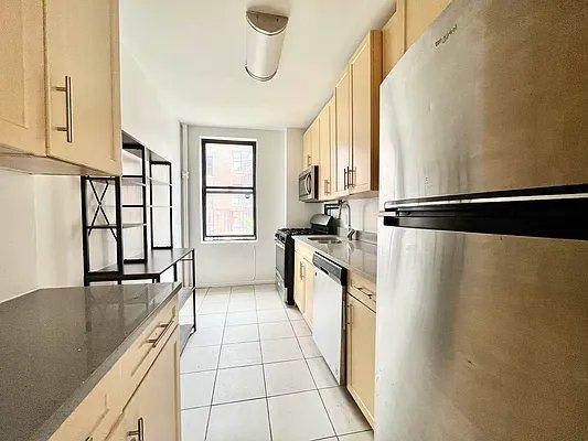 610 West 163rd Street – photo 5