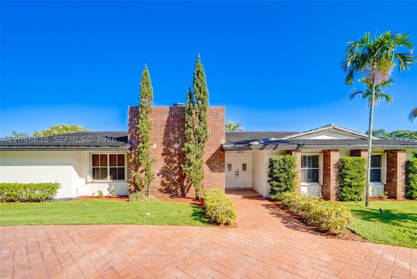 14121 SW 97th Ave – photo 1