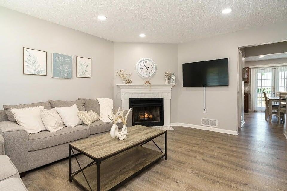 7867 Meadowhaven Boulevard – photo 4