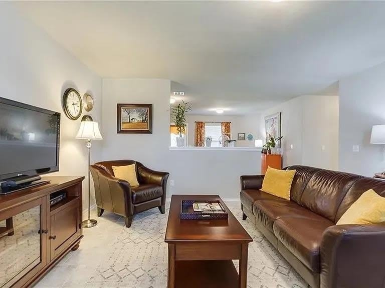 10120 Sussex Place – photo 3