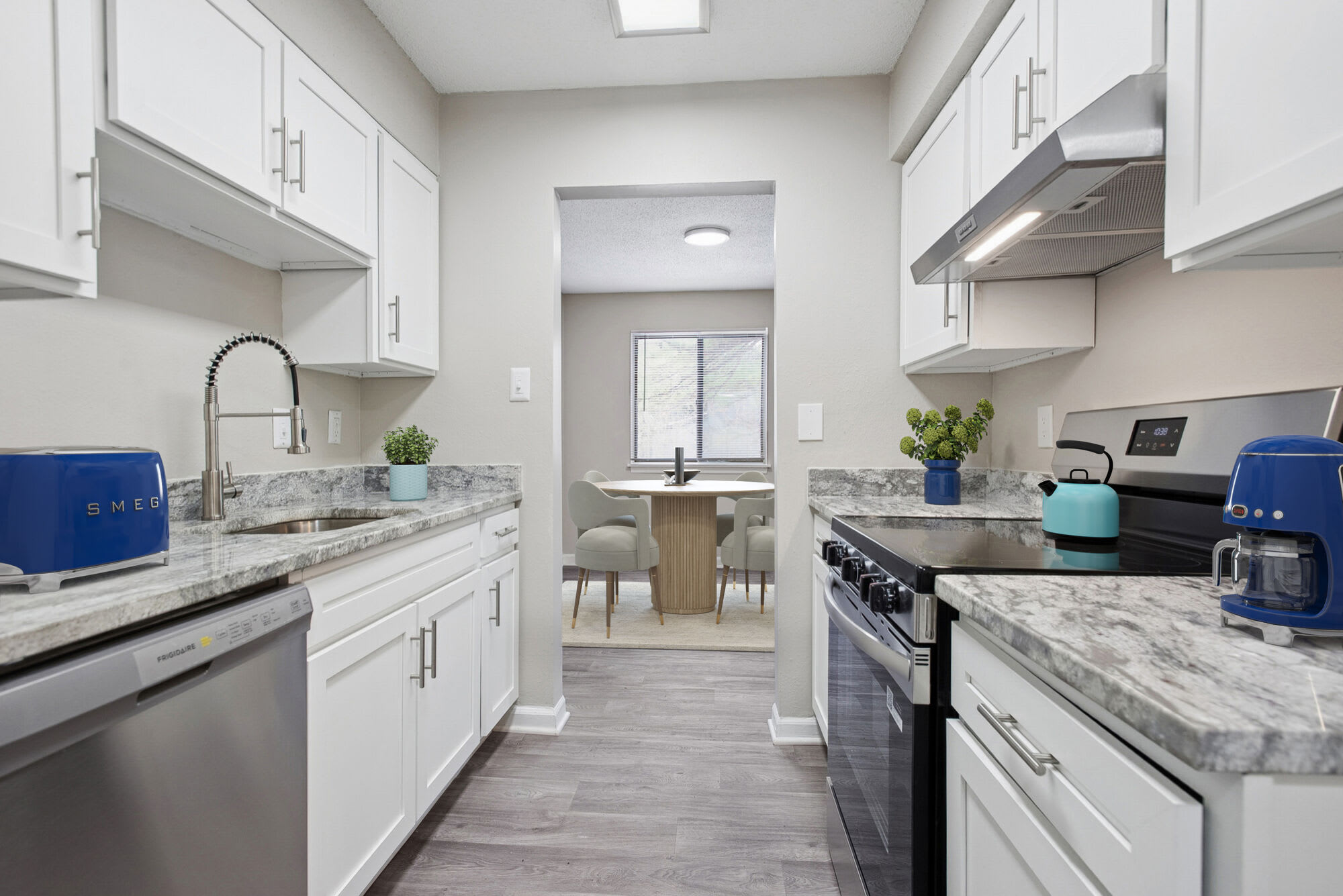Stonesthrow Apartment Homes – photo 2