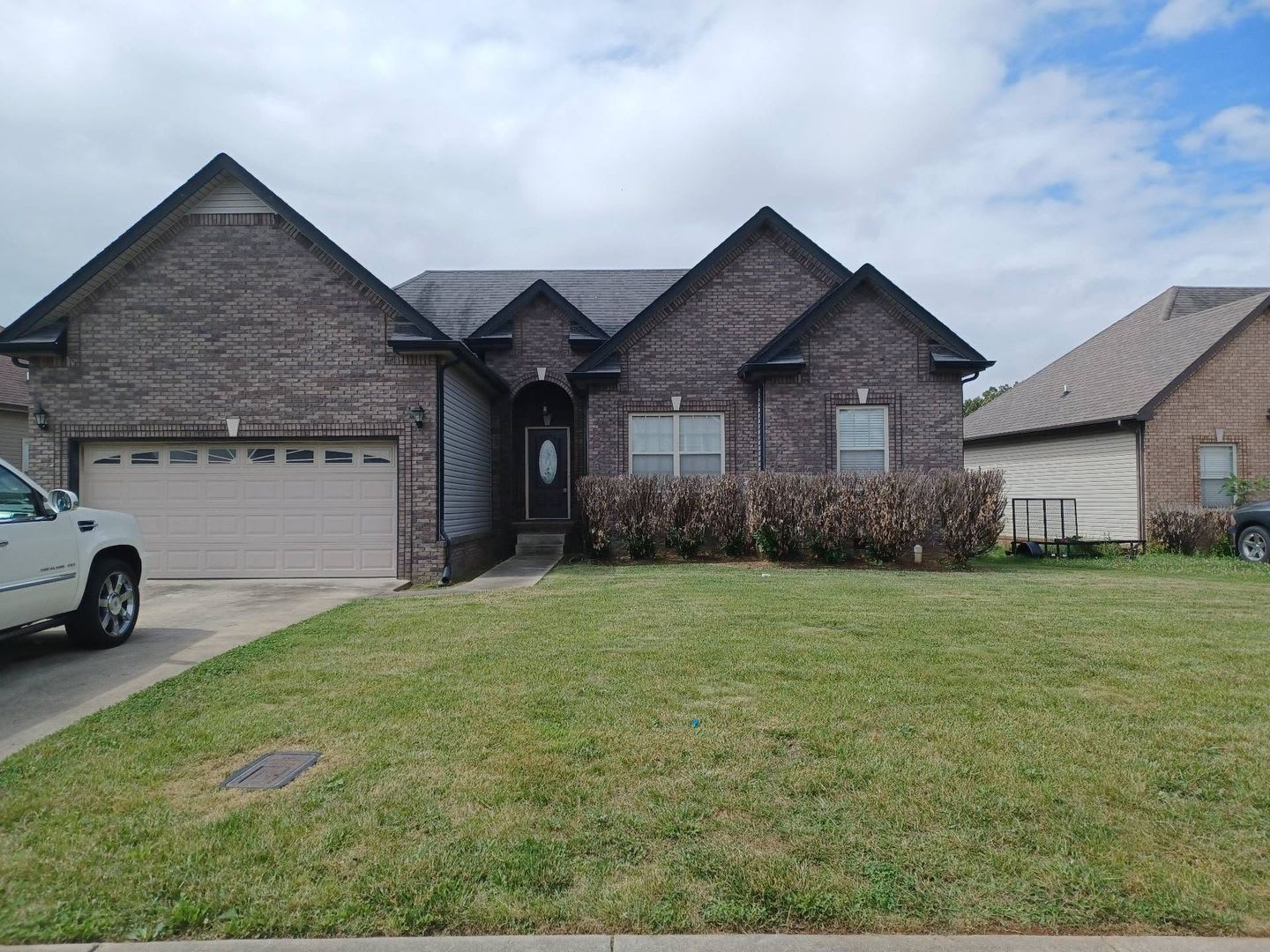 3 Bedroom 2 Bathroom Home!! – photo 2