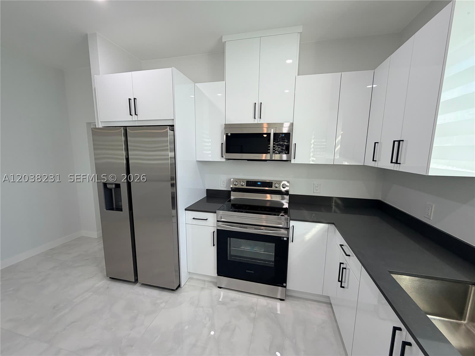 1111 Gunby Ave S – photo 5