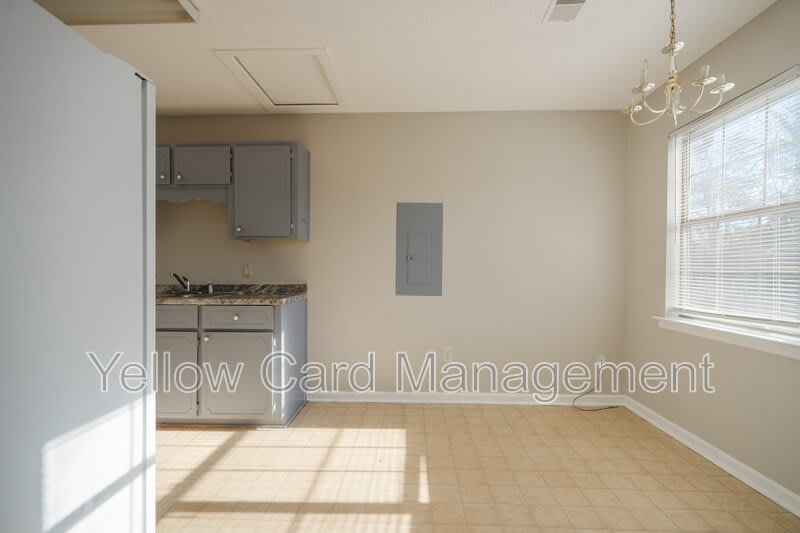 82 Crosby Dr – photo 5
