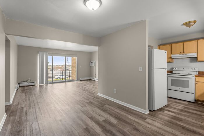 21850 Coolidge Highway – photo 5