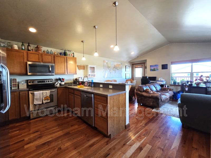 1256 Meagher Avenue – photo 3