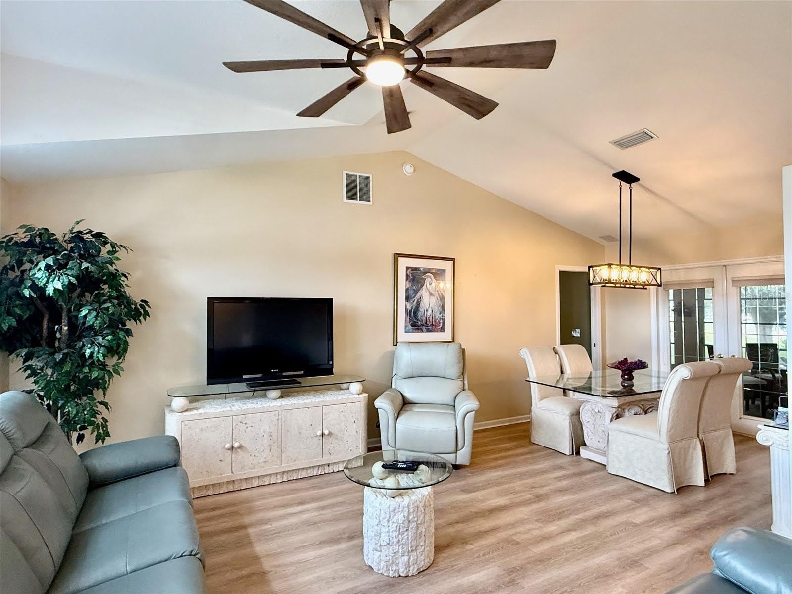 5333 Nw 25Th Loop – photo 3