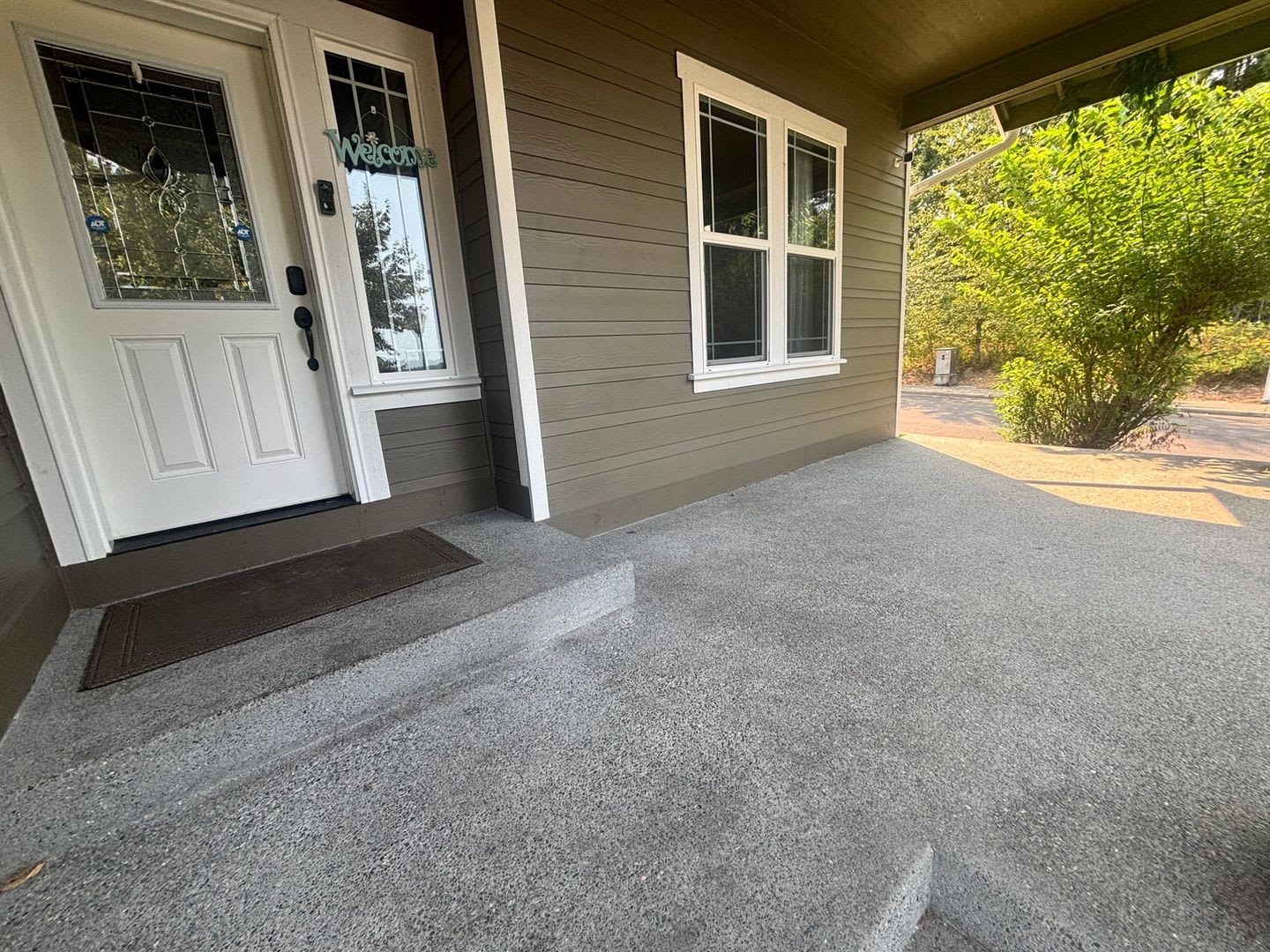 Spacious 4BR House in Graham – photo 4