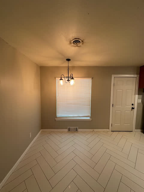 1104 W Robinson St – photo 5
