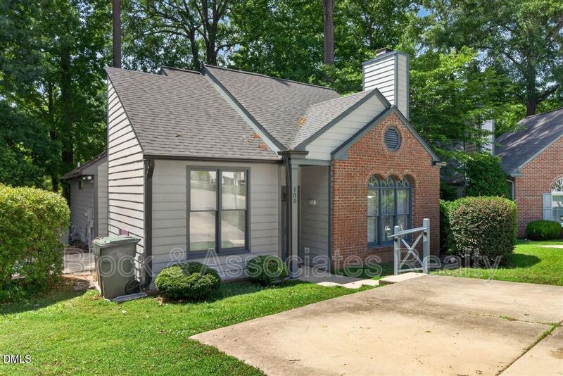 105 Ellsworth Place – photo 1