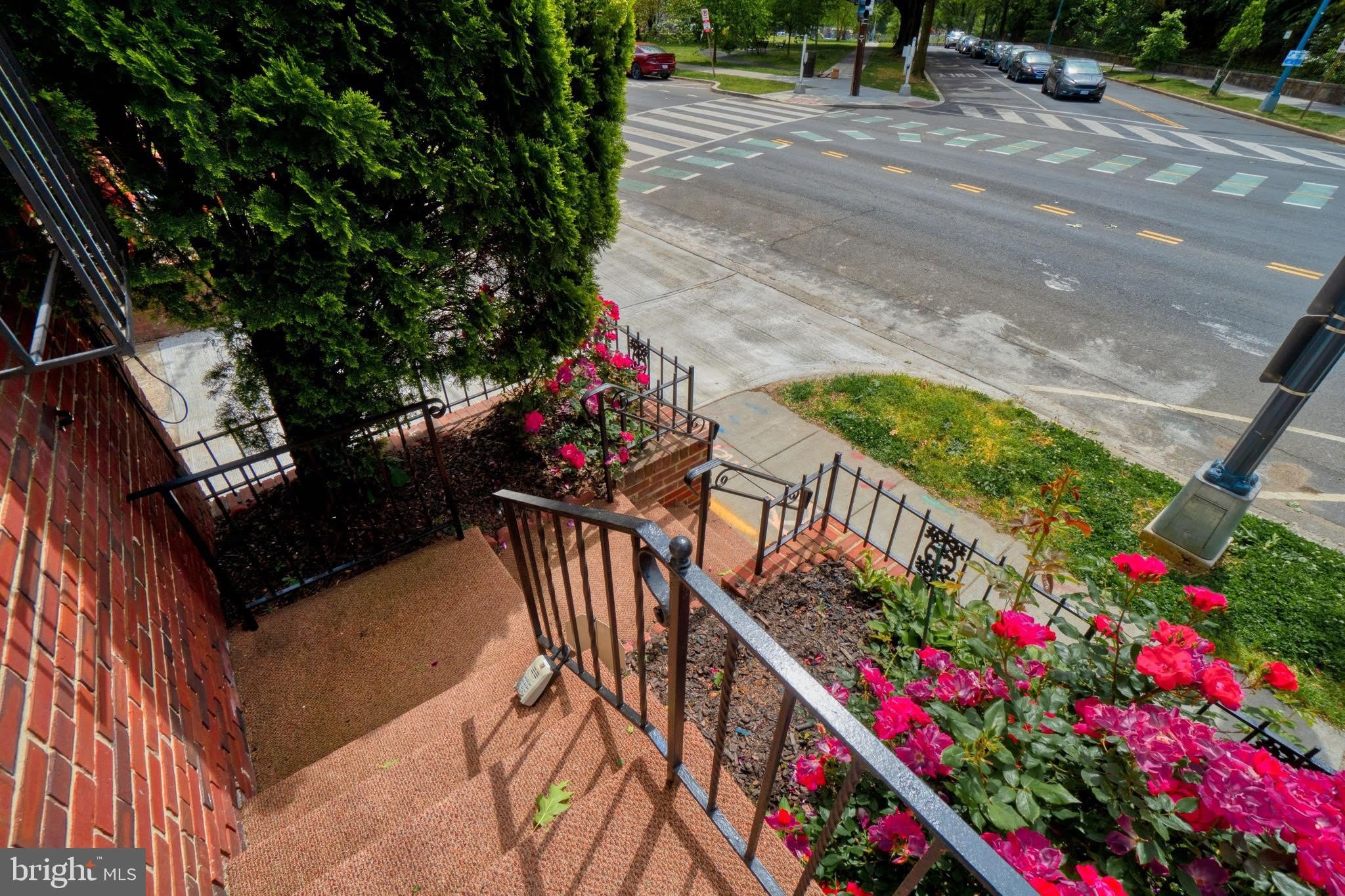 2835 4TH Street NE – photo 2