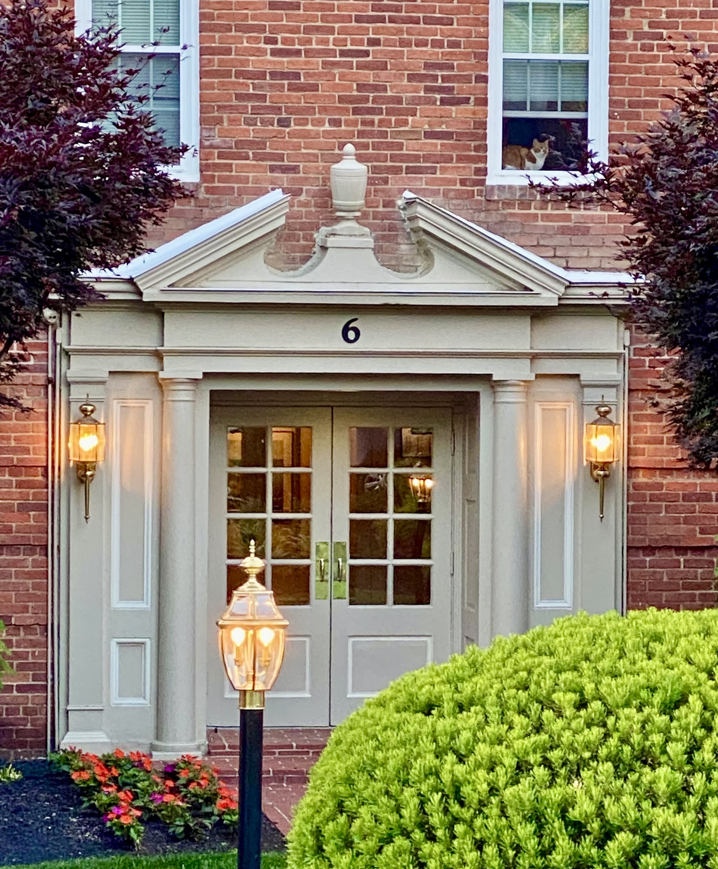 Manor House Apartments – photo 1